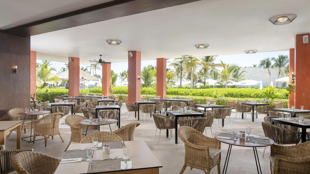 Serenade Punta Cana Beach & Spa Resort