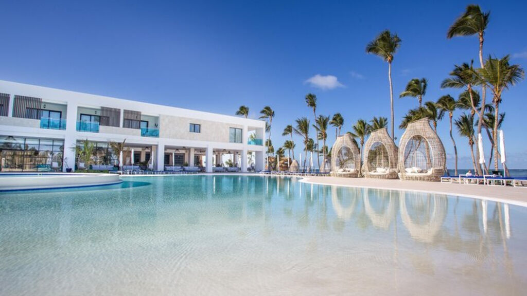 Serenade Punta Cana Beach & Spa Resort