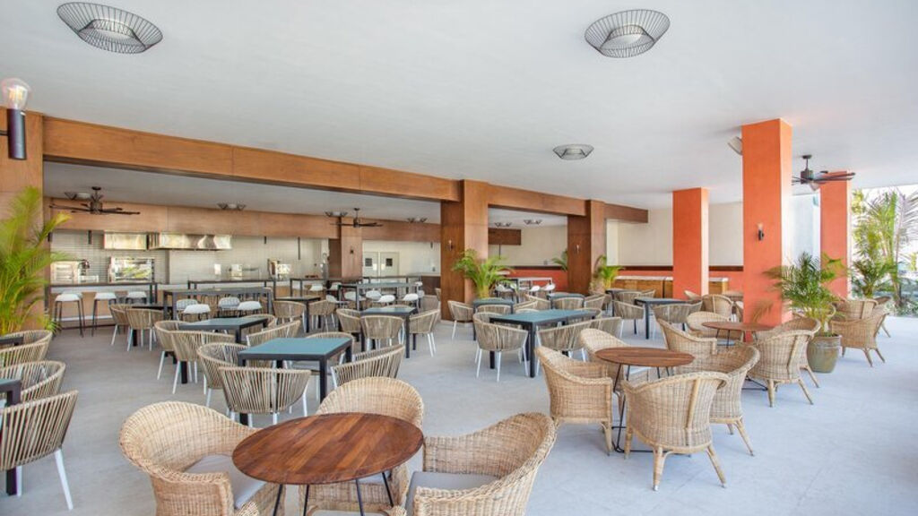 Serenade Punta Cana Beach & Spa Resort