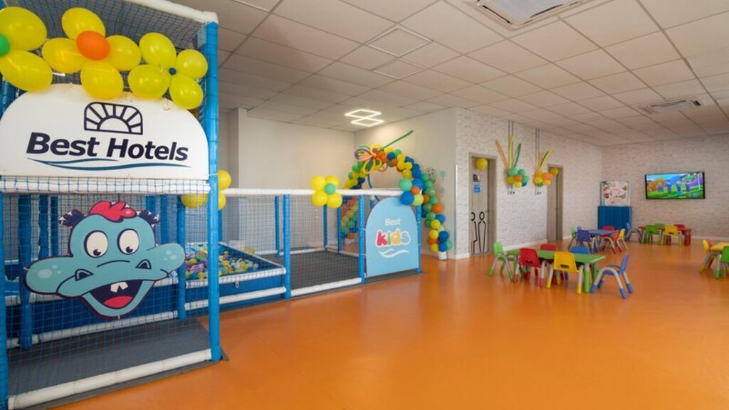 Serenade Punta Cana Beach & Spa Resort