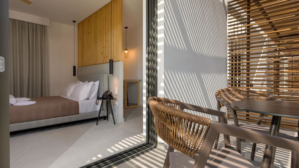 Serenity Luxury Hotel Agrilia