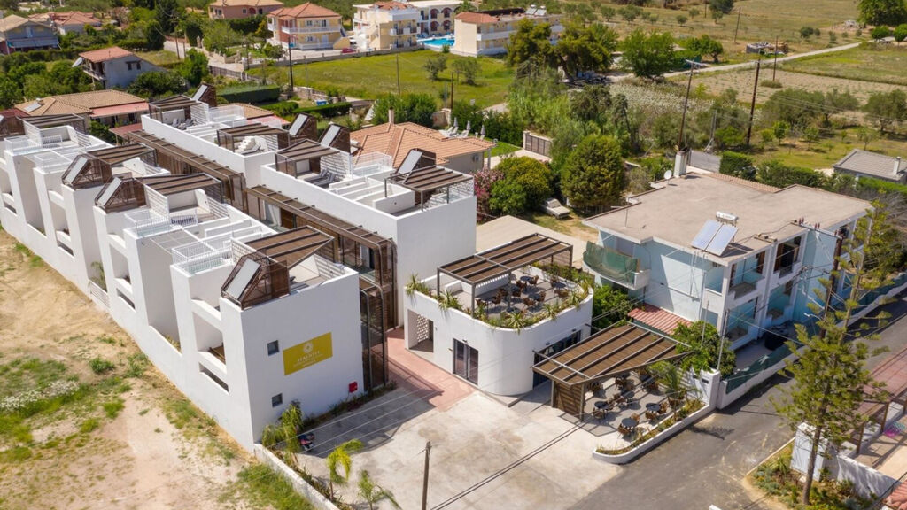 Serenity Luxury Hotel Agrilia