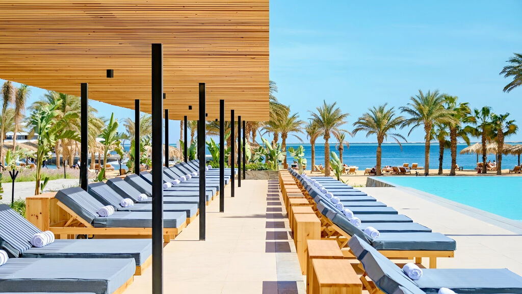 Serry Beach Resort
