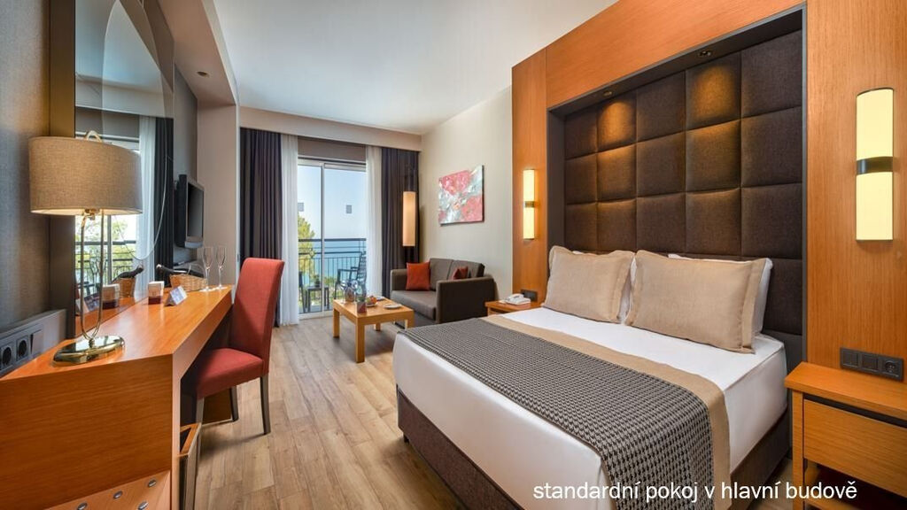 Seven Seas Gravel Select