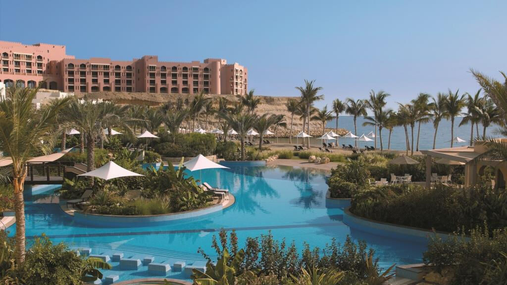 Shangri La - Al Bandar