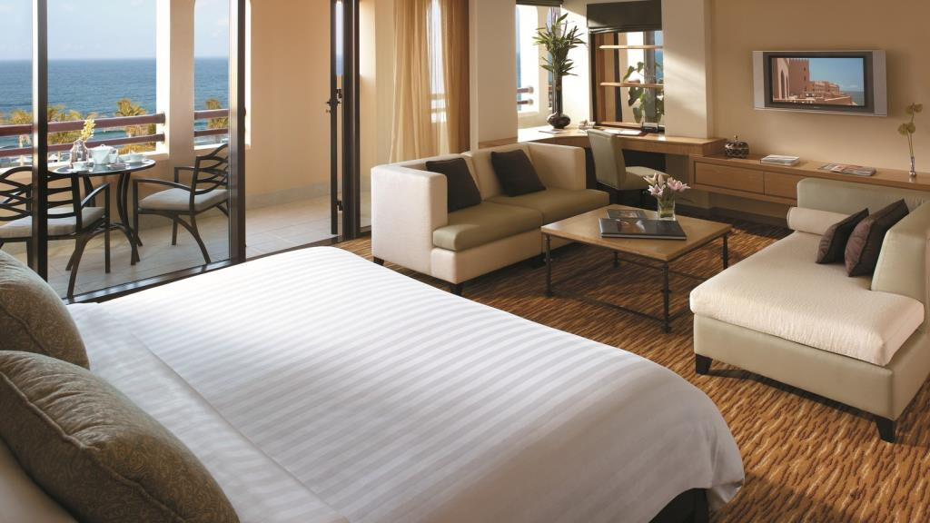 Shangri La - Al Bandar
