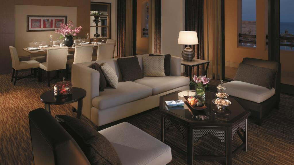 Shangri La - Al Bandar