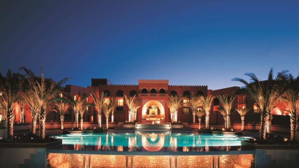 Shangri La - Al Husn