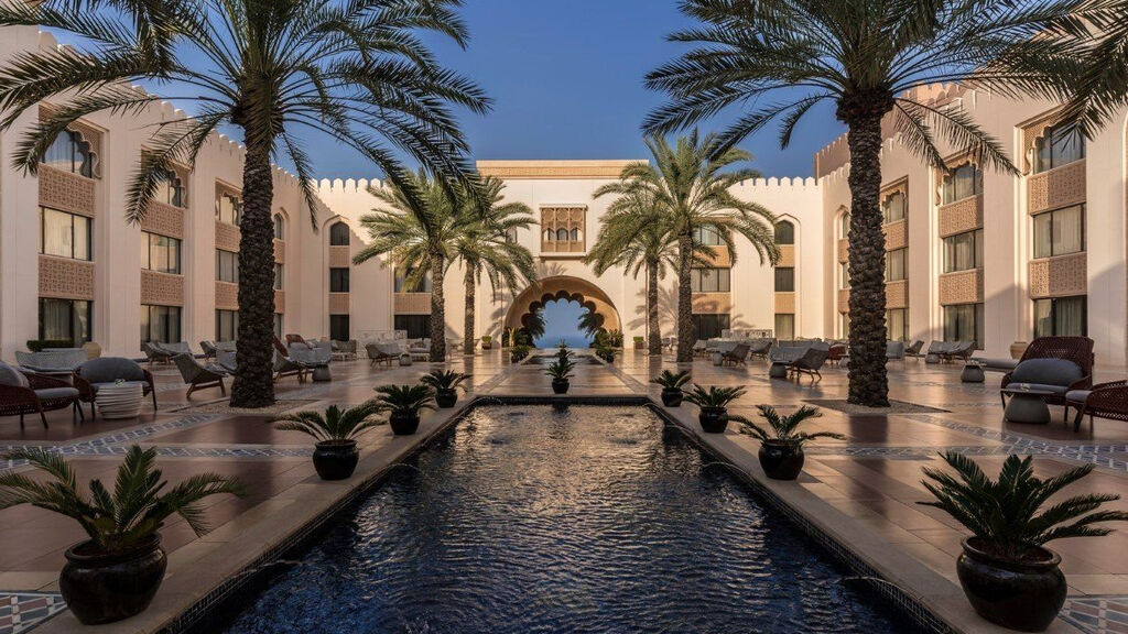 Shangri-La Al Husn