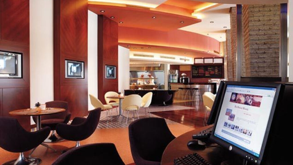 Shangri - La´Resort And Spa