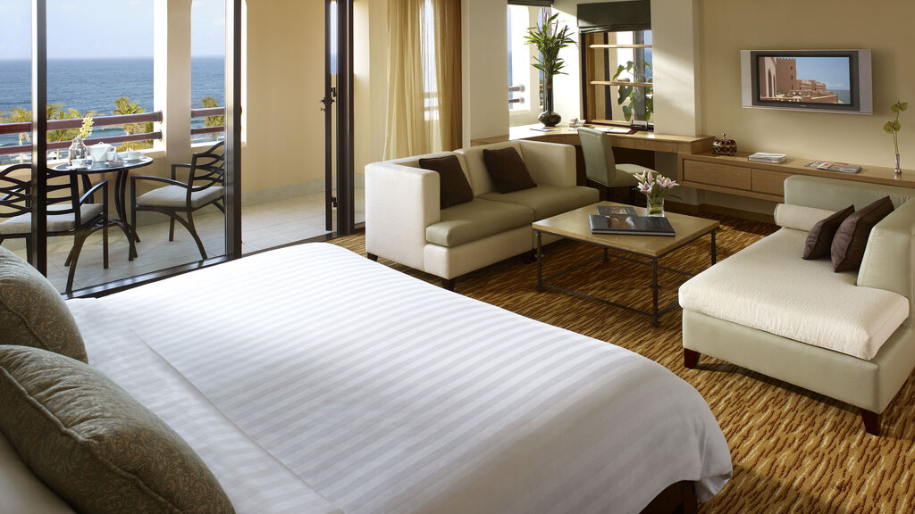 Shangrila Albandar