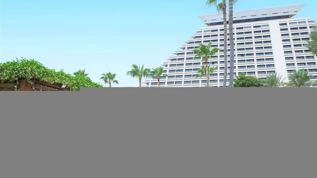 Sheraton Grand Doha Resort & Convention