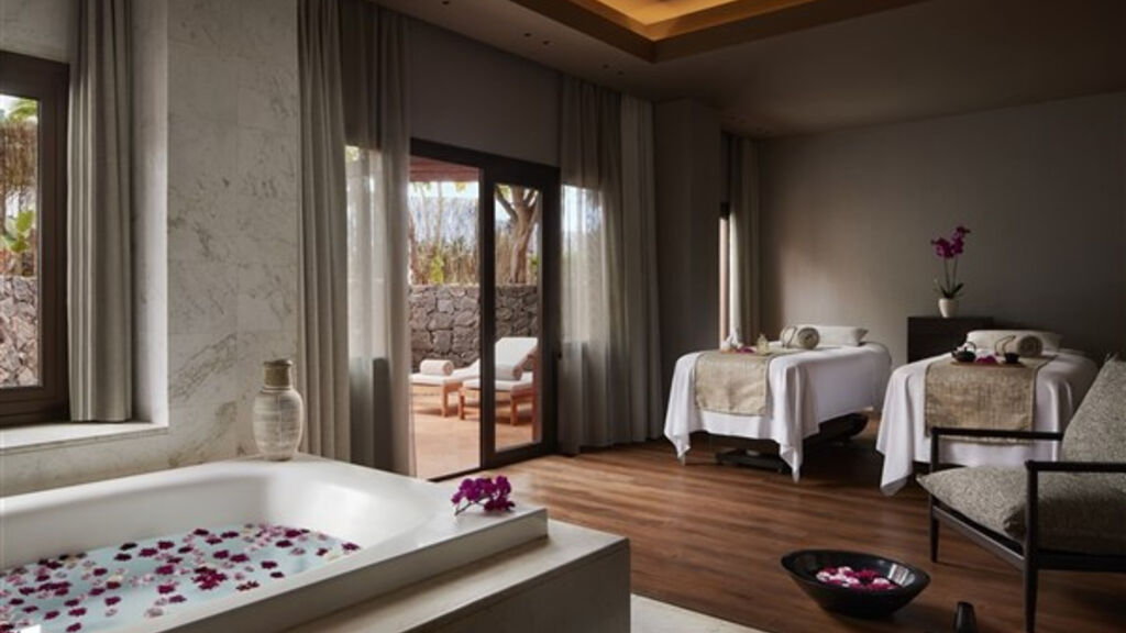 Sheraton La Caleta Resort & Spa