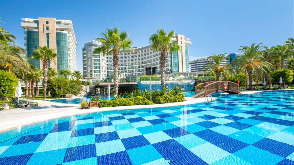 Sherwood Exclusive Lara