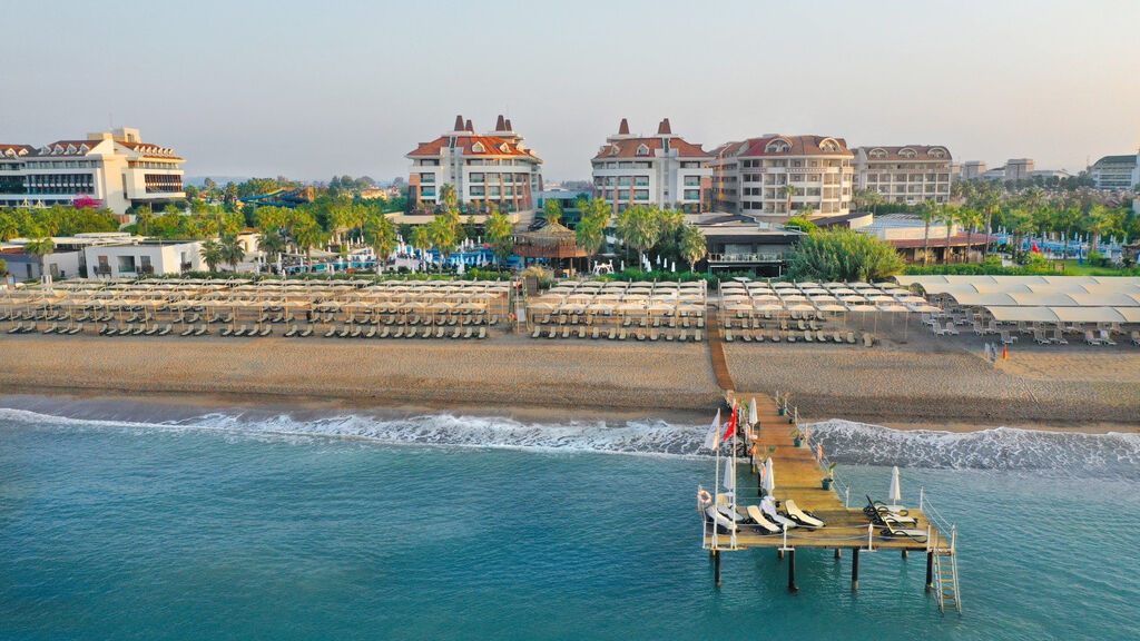 Sherwood Exclusive Lara