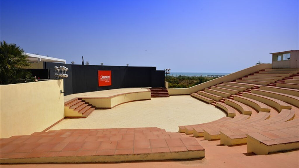 Sikania Resort & Spa