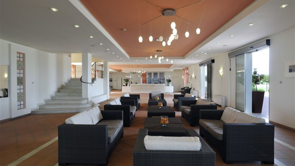Sikania Resort & Spa