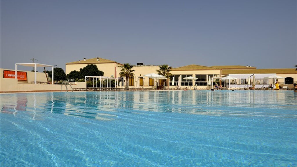 Sikania Resort & Spa