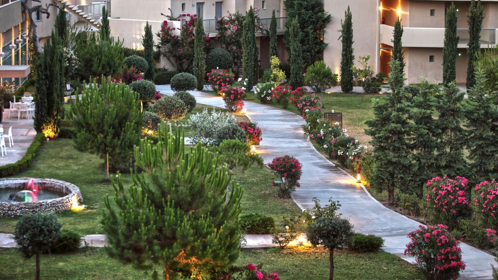 Sikyon Coast Hotel & Resort