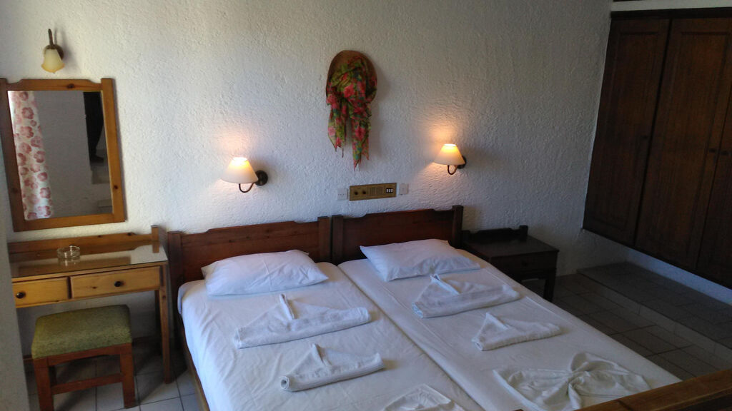 Simple Hotel Marieta