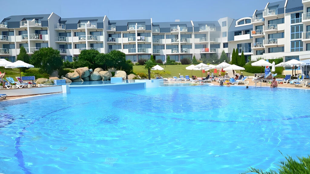 Sineva Beach
