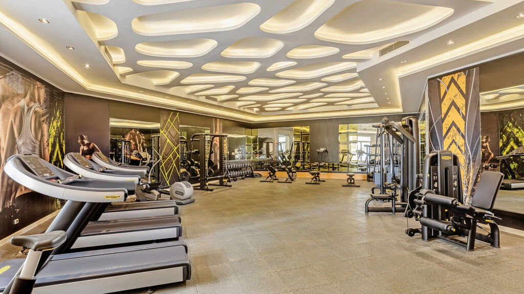 Sirena Beach Resort & Spa