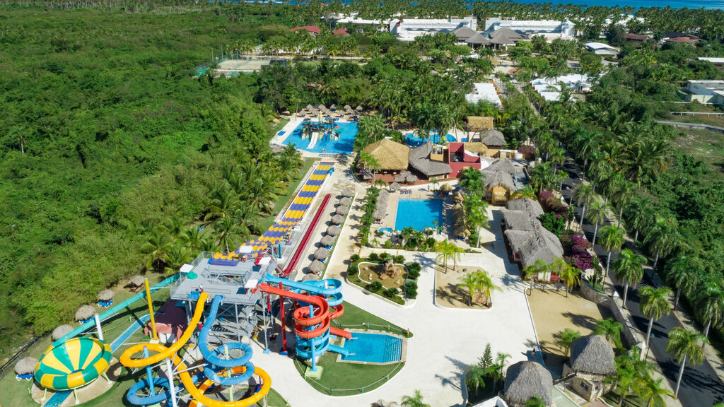 Grand Sirenis Cocotal Beach Resort & Aquagames