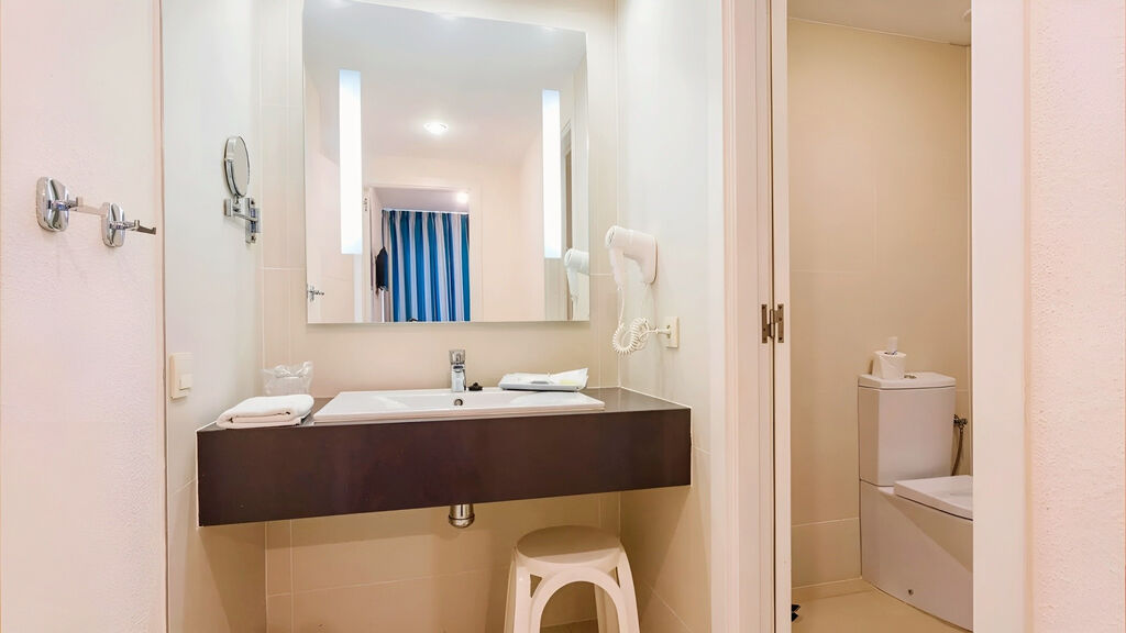 Sirenis Seaview Country Club