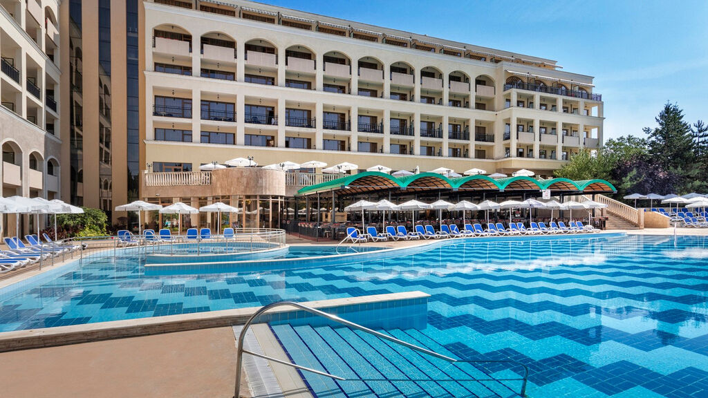 Sofitel Dubai The Palm Resort & Spa
