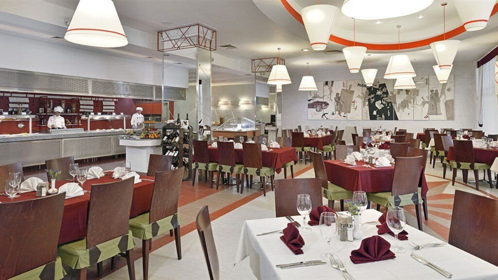 Sol Nessebar Bay-Mare