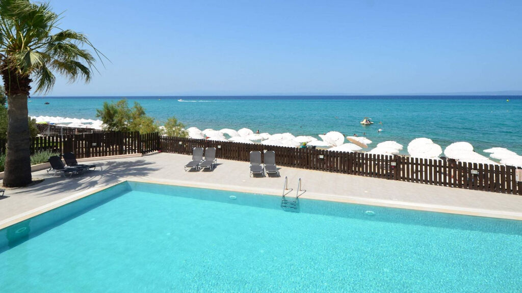 Sousouras Holiday Resort