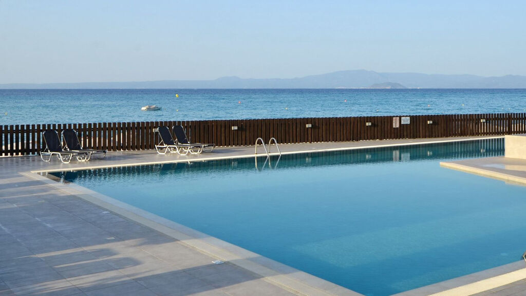 Sousouras Holiday Resort