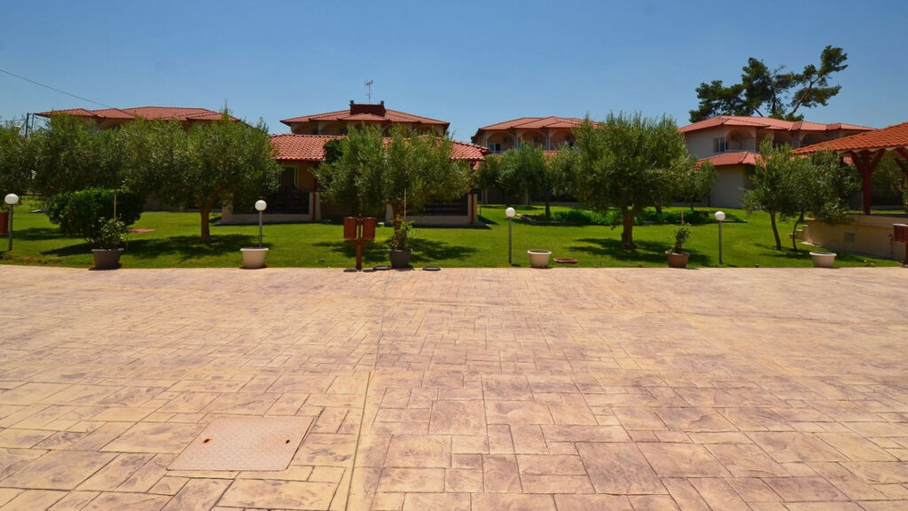 Sousouras Holiday Resort