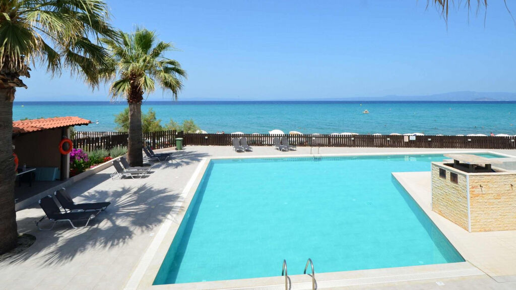 Sousouras Holiday Resort