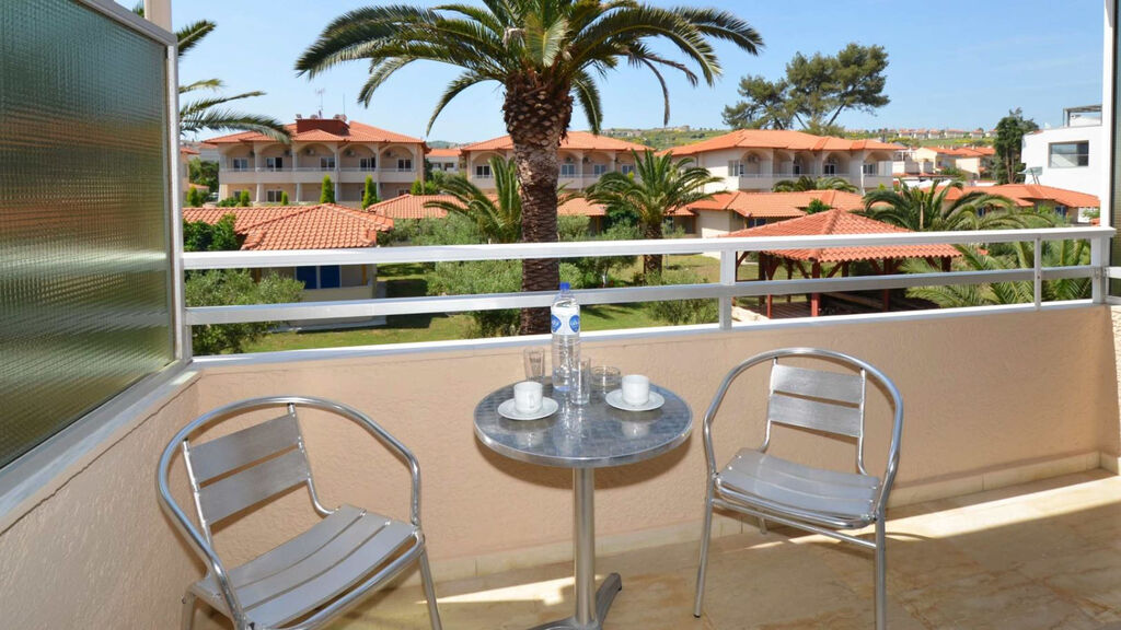 Sousouras Holiday Resort