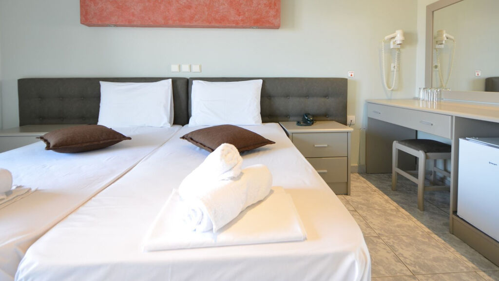 Sousouras Holiday Resort