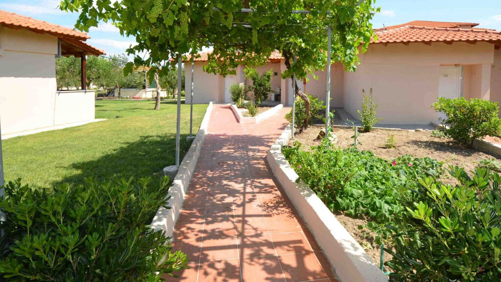 Sousouras Holiday Resort