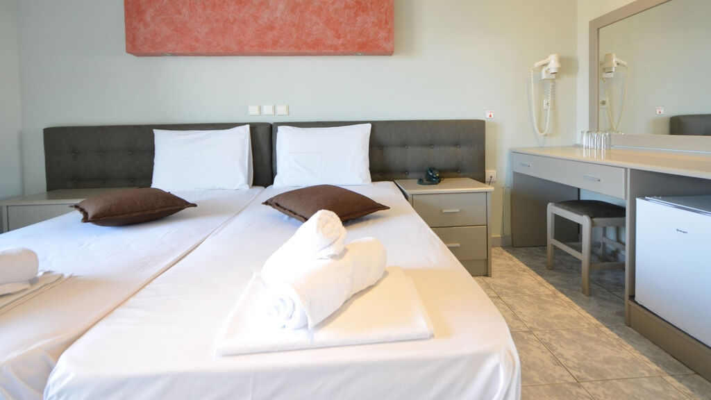 Sousouras Holiday Resort