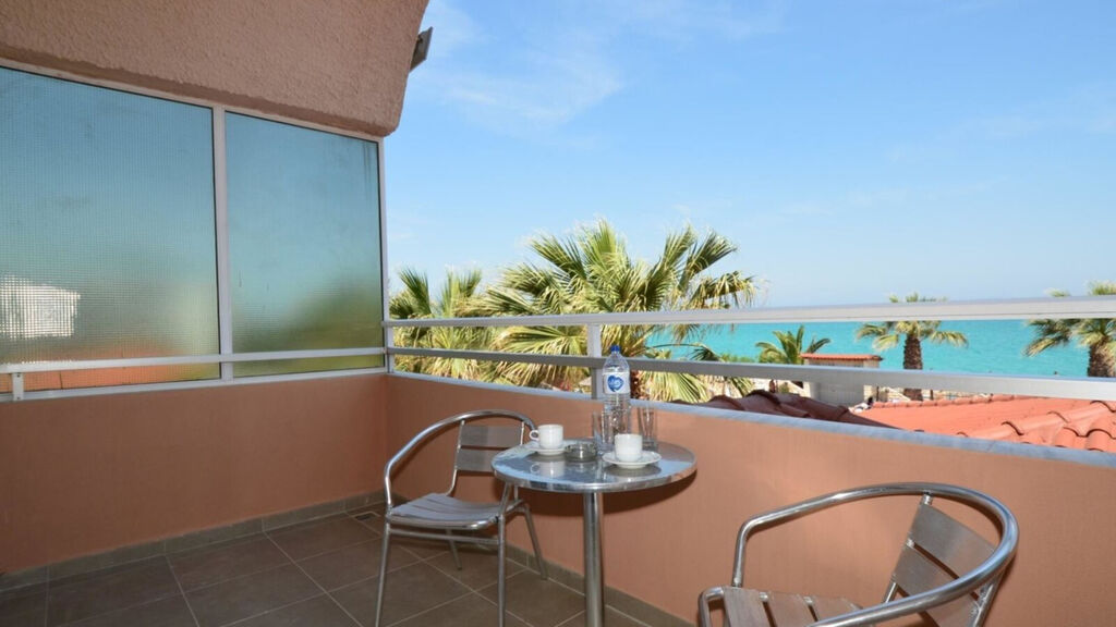 Sousouras Holiday Resort