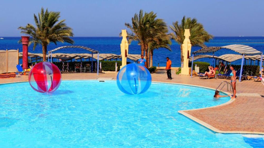 Sphinx Aqua Park Beach Resort