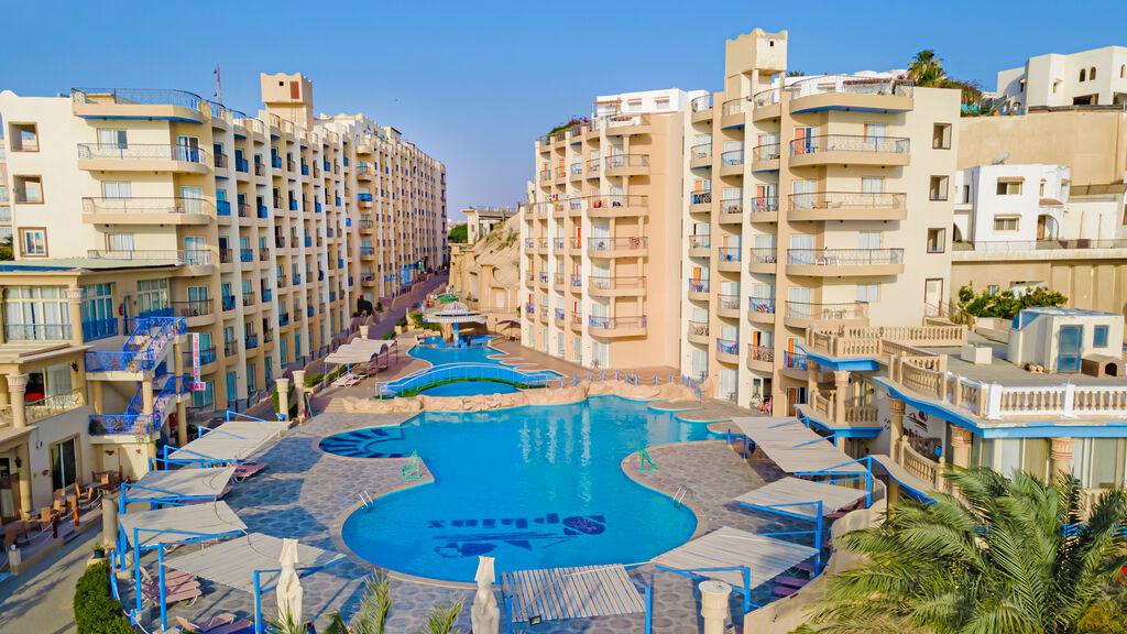 Sphinx Aqua Park Beach Resort