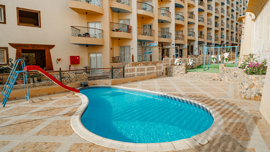 Sphinx Aqua Park Beach Resort