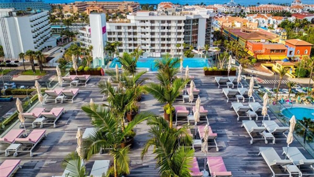 Spring Hotel Bitacora