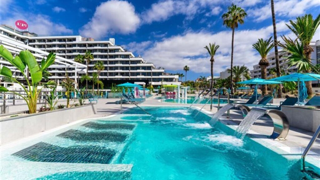 Spring Hotel Bitacora