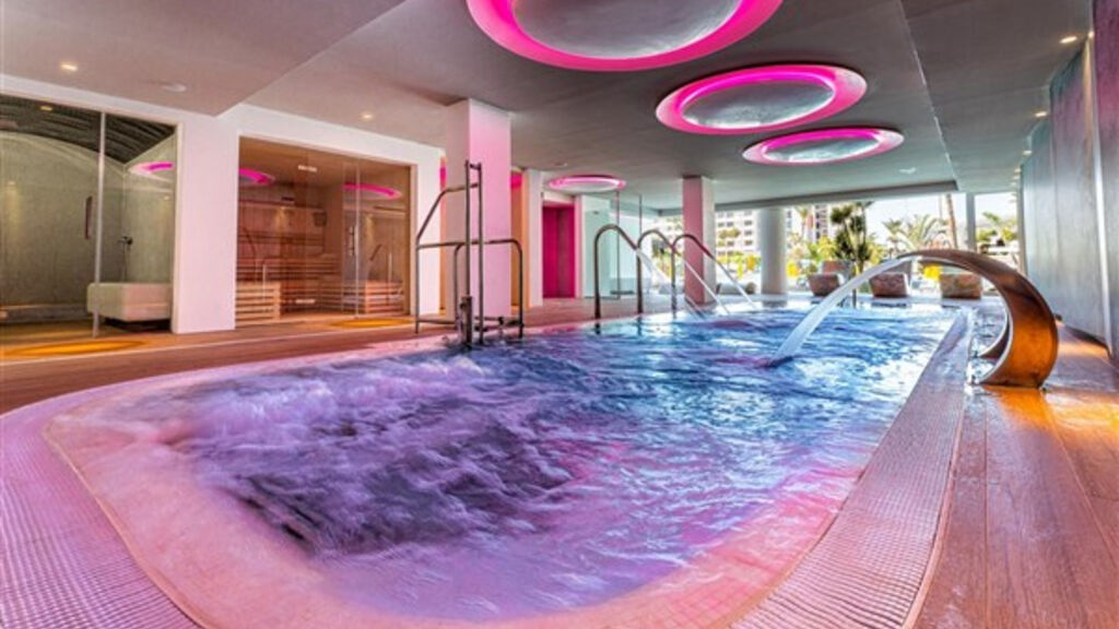 Spring Hotel Bitacora