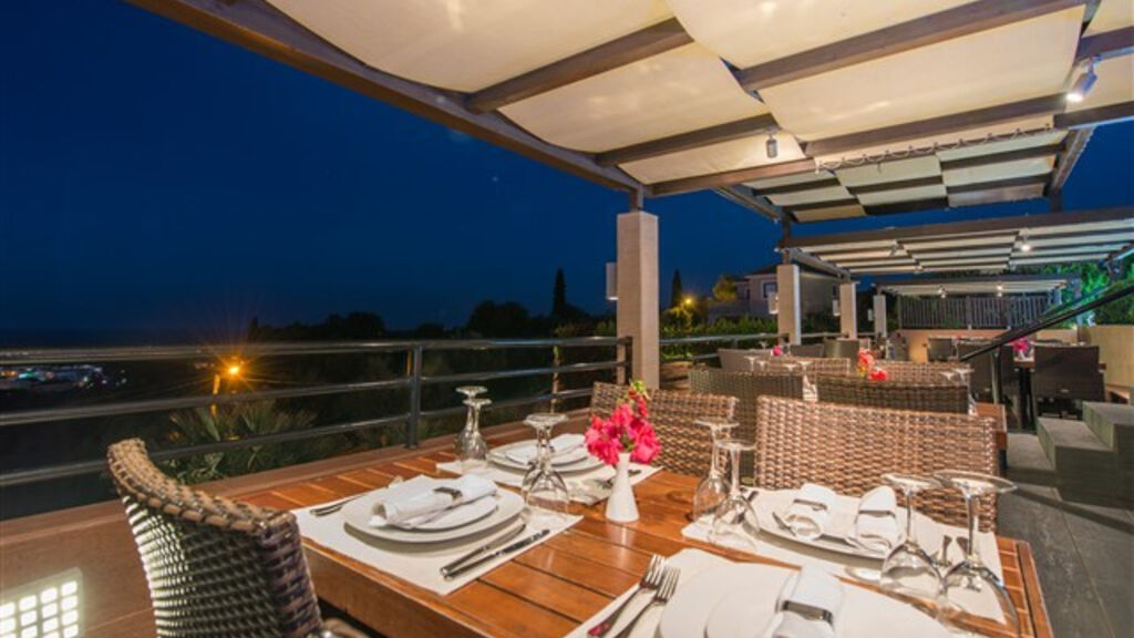 St. John Villas And Spa