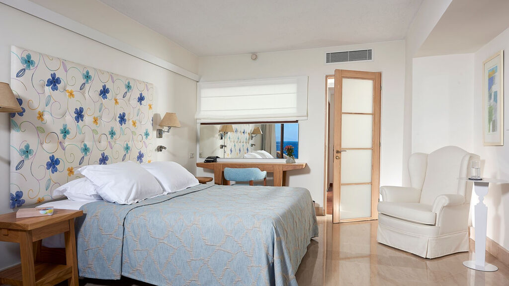 St. Nicolas Bay Resort Hotel & Villas