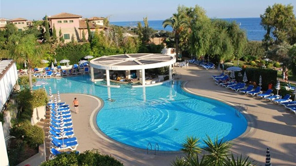 St. Raphael Resort