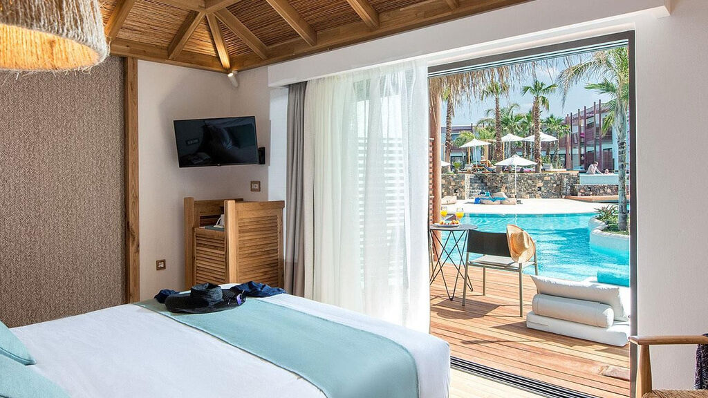 Stella Island Luxury Resort & Spa