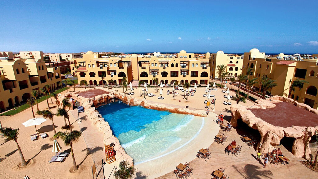 Stella Makadi Beach Resort & Spa
